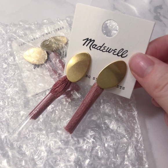 LAST NWT Madewell Tassel Statement Earrings - Picture 3 of 4